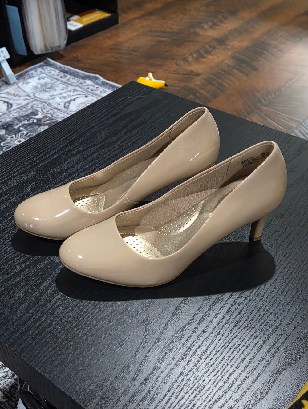 Dexflex Comfort Nude/Beige Heels, Sz 8W